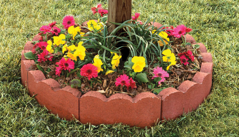 Red Curved Scalloped Brick Edging